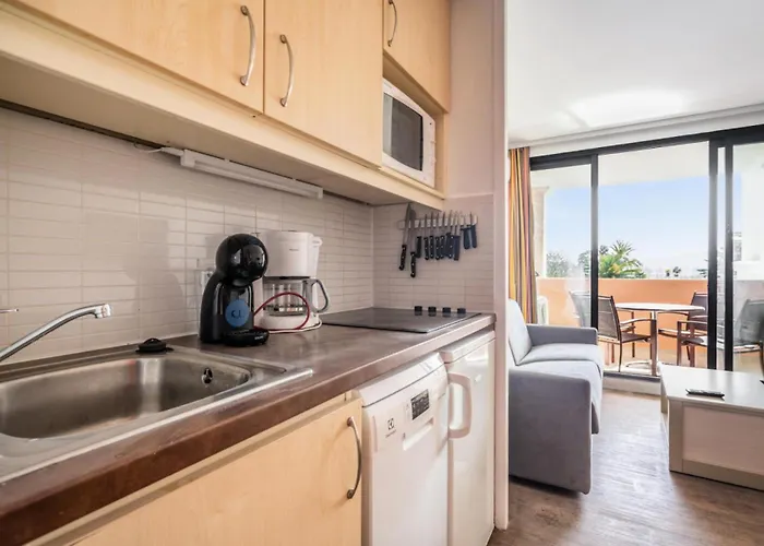 Les Parcs De - Maeva - 4 Personnes - Selection Mae-7504 * Grimaud